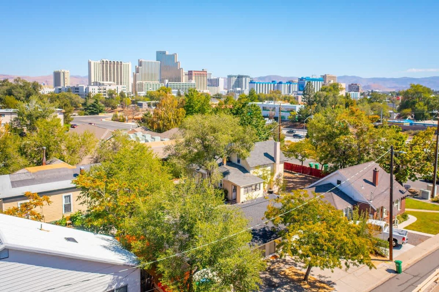 Building Photo - 734 Vine St