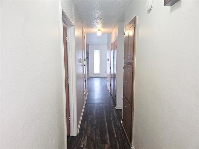 Building Photo - 7601 Creekmoor Dr