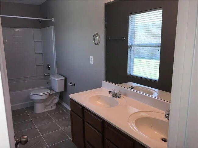 Building Photo - 8111 Colwick Ln