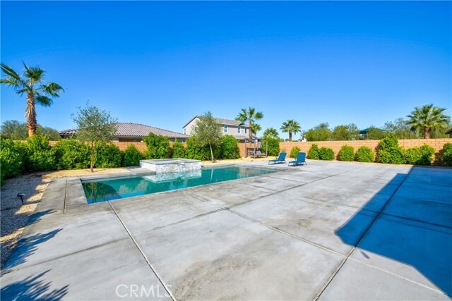 Building Photo - 50105 Rocamora St