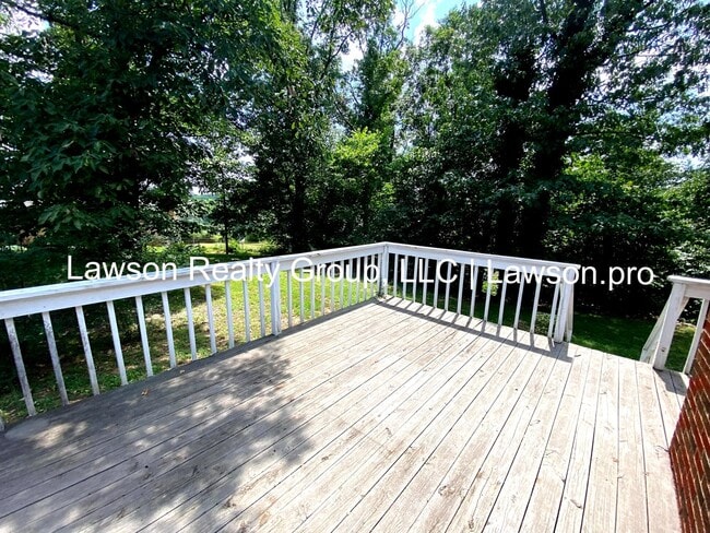 Building Photo - 1706 Glendon Rd