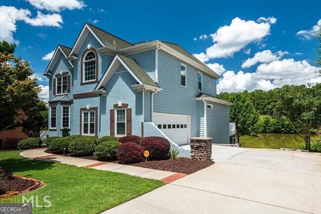 Building Photo - 225 Heritage Lake Dr