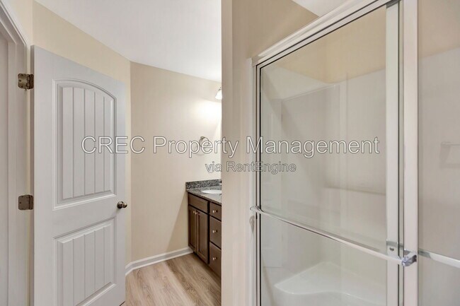 Building Photo - 140 Buchanan Cir