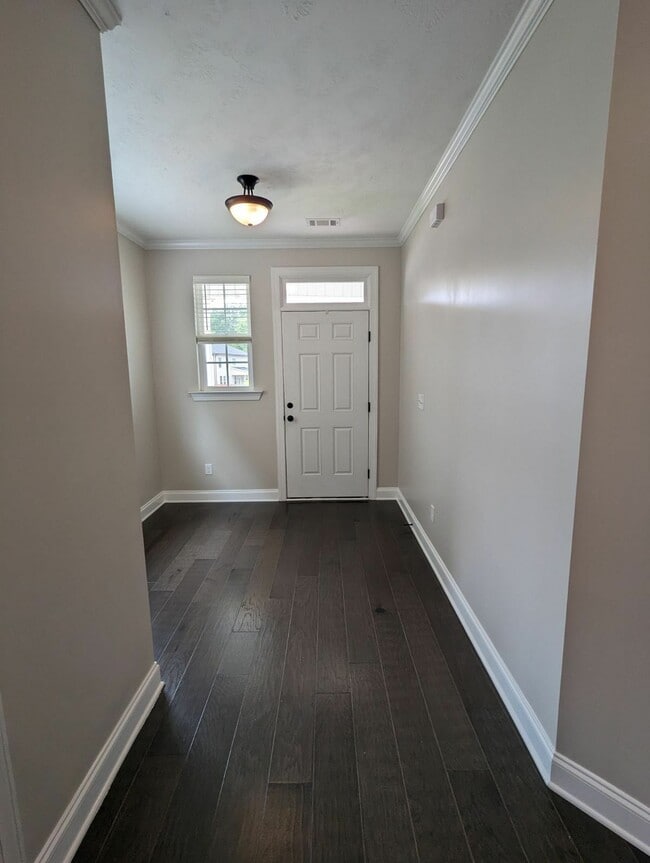 Building Photo - 5105 Heathbrook Dr