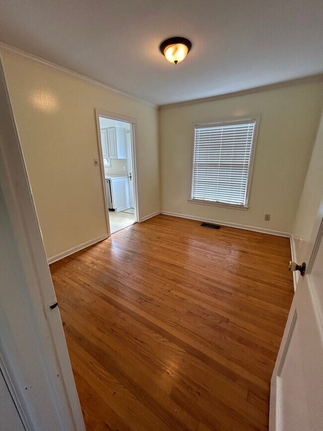 Building Photo - 1255 San Patricio Dr