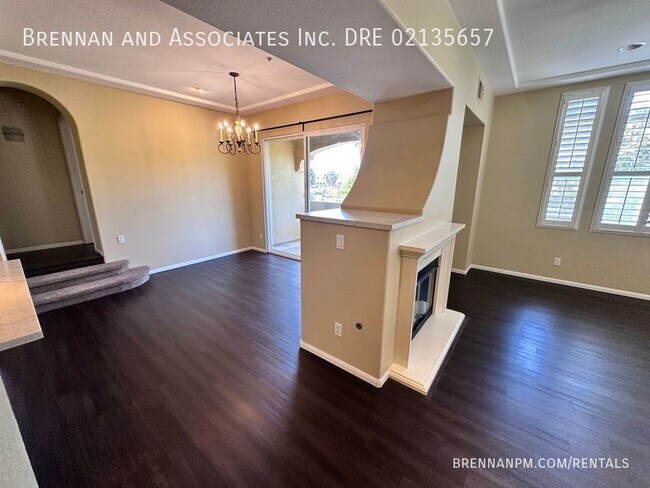 Building Photo - 2728 Farragut Rd