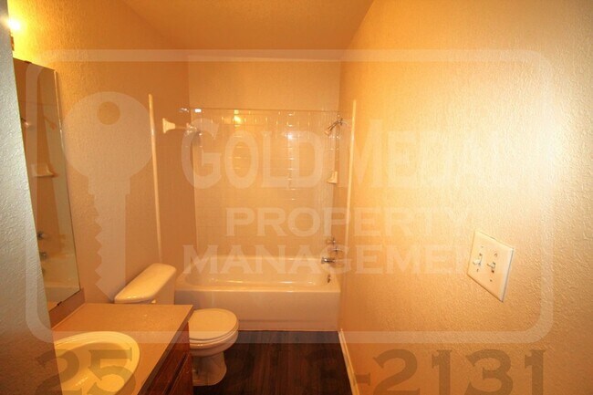 Building Photo - 4509 Deek Dr