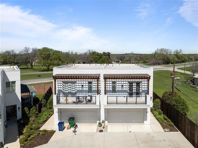 Primary Photo - 115 Crossroads Cir
