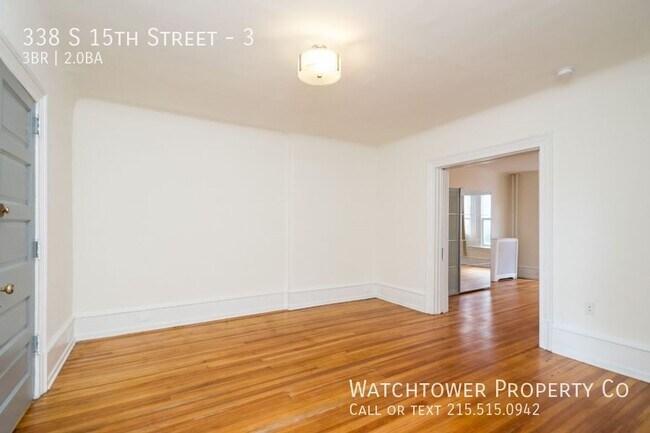 Building Photo - 338 S 15th St