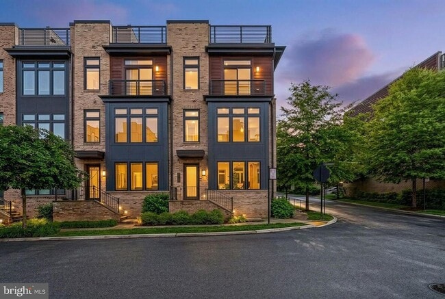 Building Photo - 158 Winsome Cir