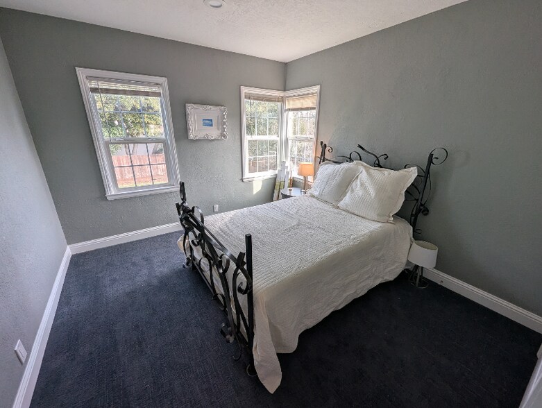 Building Photo - 138 Viewmont Ave