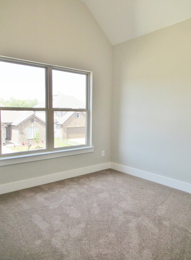 Building Photo - Beautiful Home for Rent in McCalla... Available to View with 48 Hour Notice!! Call today!!