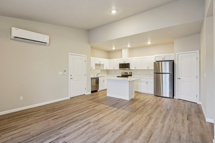 2Bedroom 2 bath w/nook - Tahoma Terrace Apartments