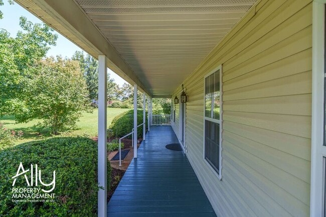 Building Photo - 2733 Southern Hills Ct