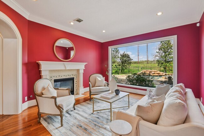 Building Photo - 2 Wilmington Ct