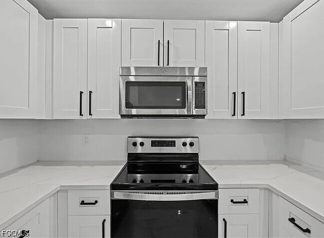 Building Photo - 3322 Savage Rd