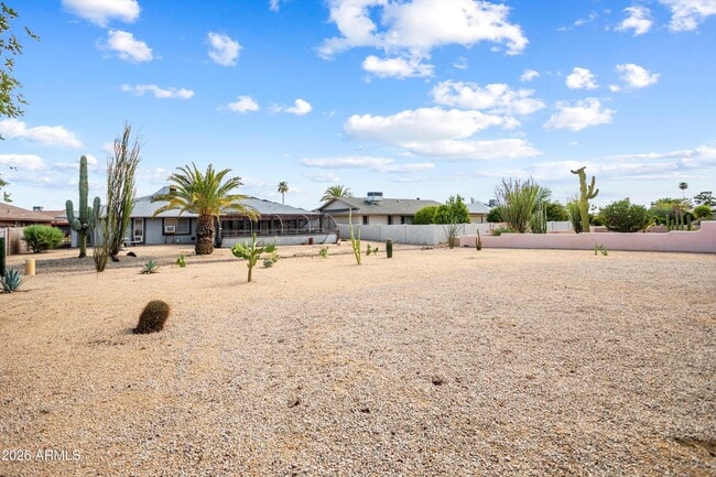 Building Photo - 12543 W Parkwood Dr