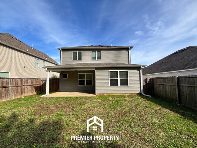 Building Photo - Beautiful 3BR/2.5BA Bessemer Home with Granite Kitchen, Fireplace & Covered Patio