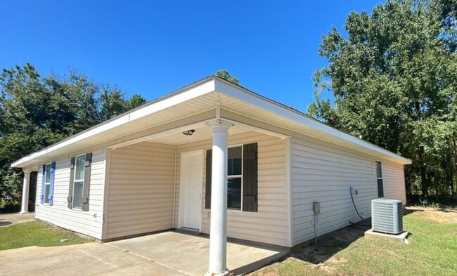 Primary Photo - 30 1/2 Street- 4414