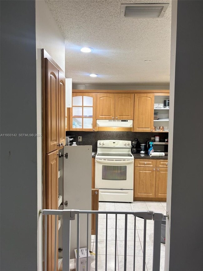 Building Photo - 6460 NW 192nd Terrace