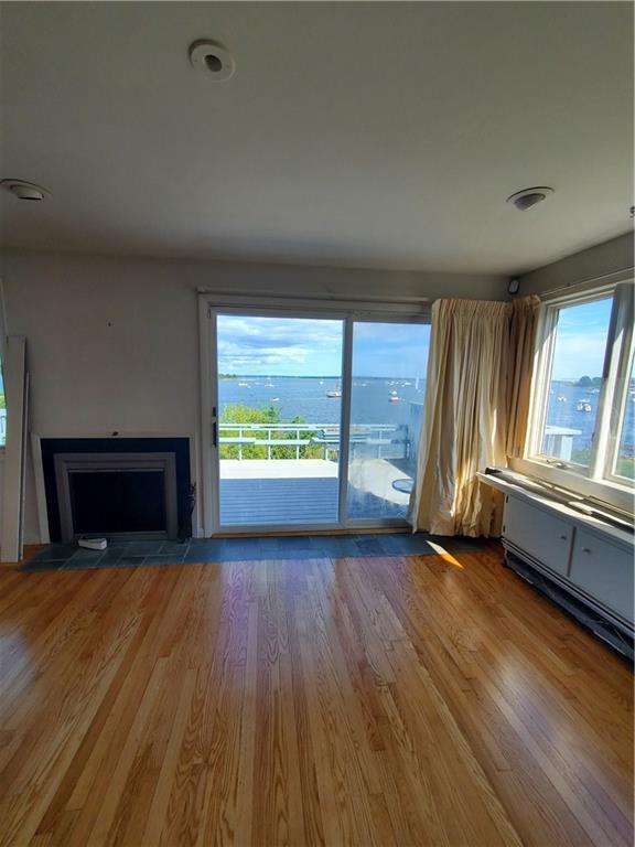 Building Photo - 157 Pleasant St