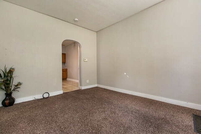 Building Photo - 2636 Fulton St