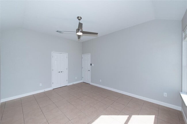 Building Photo - 141 Kype Cove