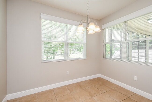 Building Photo - 3165 Bayou Ln