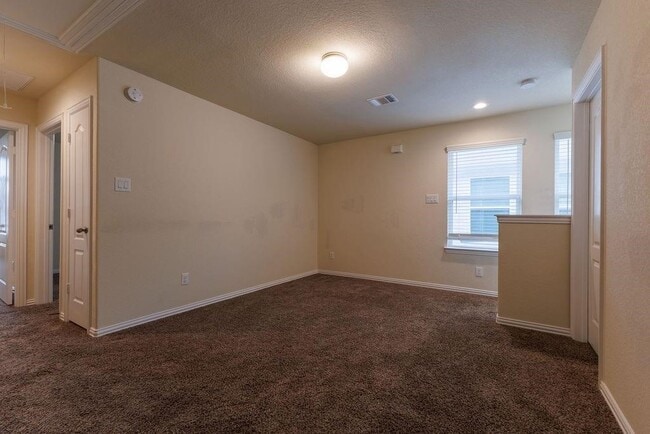 Building Photo - 11413 Hackmatack Way