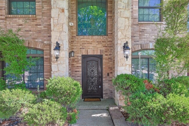 Building Photo - 1088 Pondview Dr