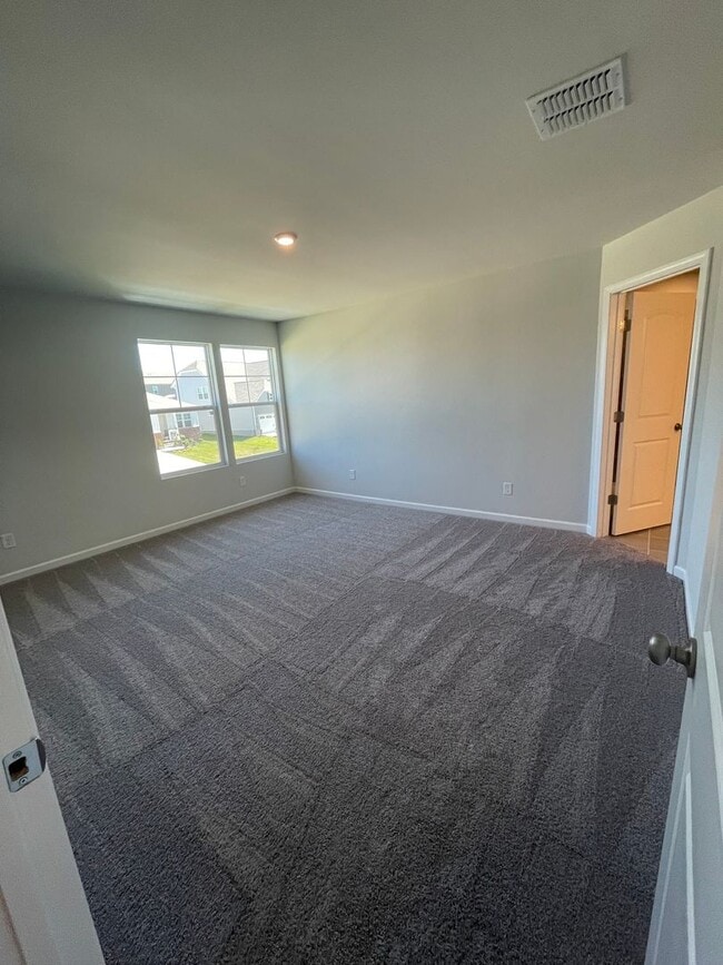 Building Photo - Introducing a stunning home