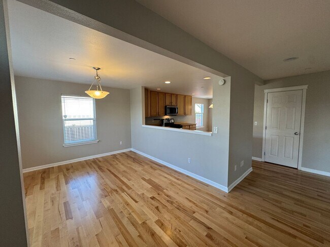 Building Photo - DuPont 4-bedroom, 2.5-bath home with A/C