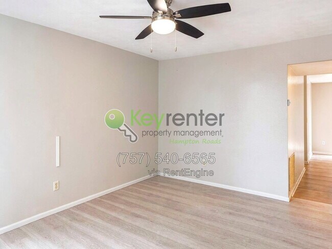 Building Photo - 153 S Comanche Cluster