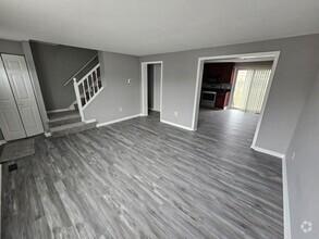 Building Photo - 4 Bedroom Townhouse in Baltimore County