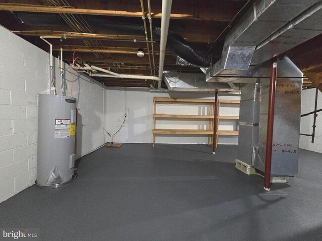 Building Photo - 23 Lordship Ln