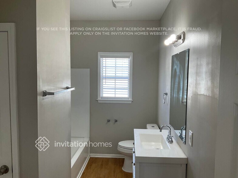 Building Photo - 1408 Willow Trail SW