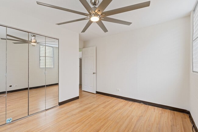 Building Photo - Upgraded 2-Bed Condo Steps from Ala Moana ...