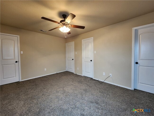 Building Photo - 303 Rosalie Dr