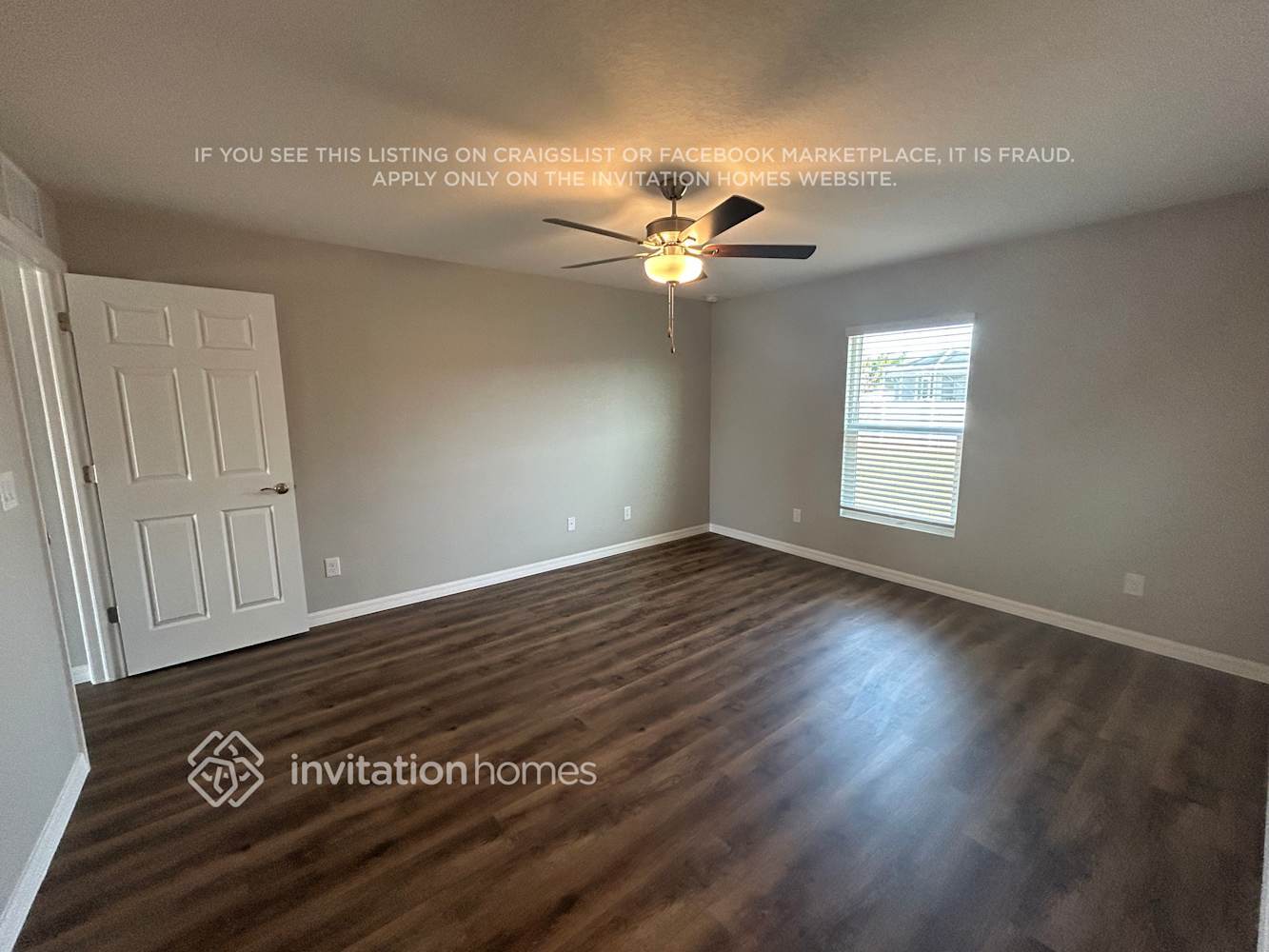 Building Photo - 711 NE 1st Ave