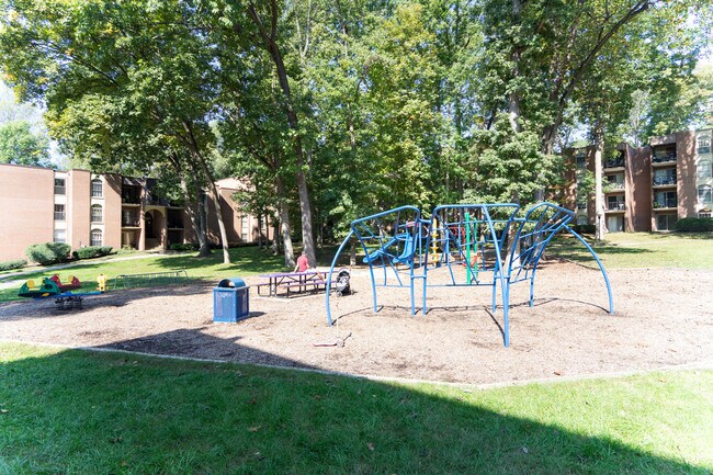 Building Photo - 8308 Tobin Rd