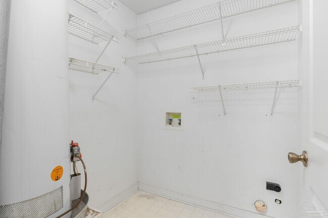 Building Photo - 139 Wildflower Ln