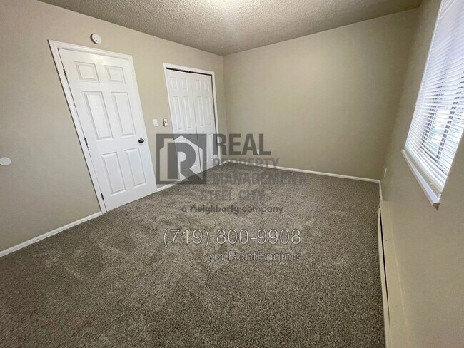 Building Photo - 1 Castle Royal Dr