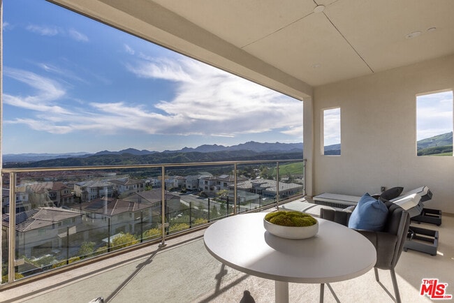 Building Photo - 20668 Hummingbird Ct