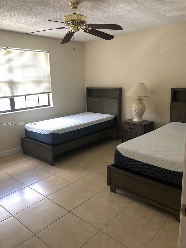 Building Photo - 6650 Montego Bay Blvd