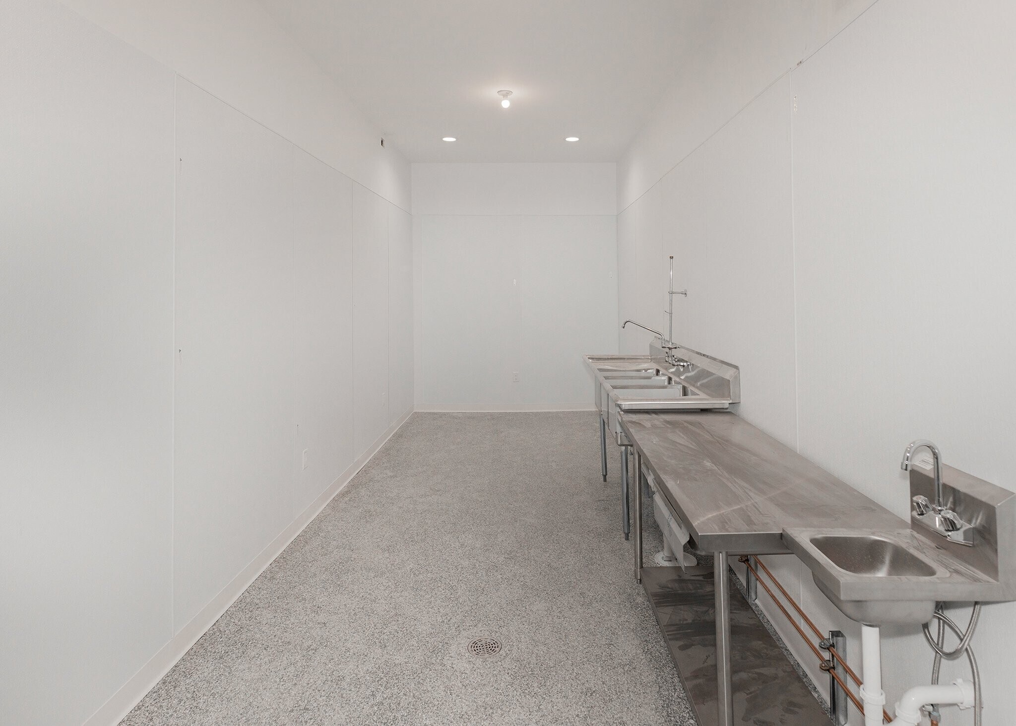 Building Photo - 1606 2nd Ave