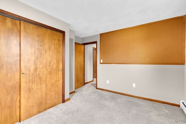 Building Photo - 17 Walcott St