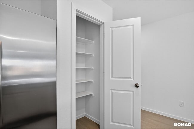 Building Photo - 26719 Scarlet Willow Dr