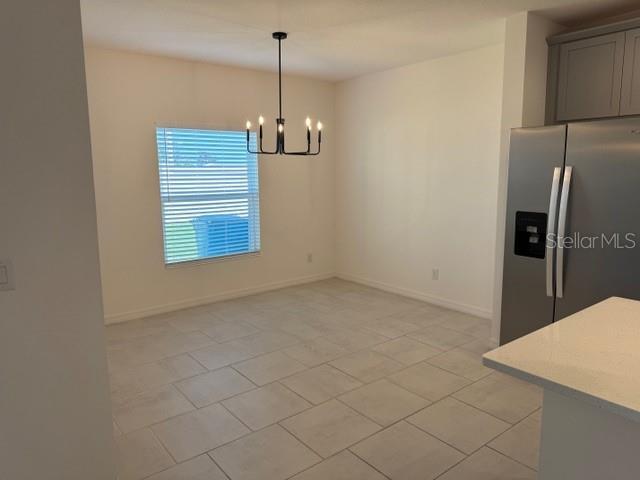Building Photo - 3649 Yarian Dr