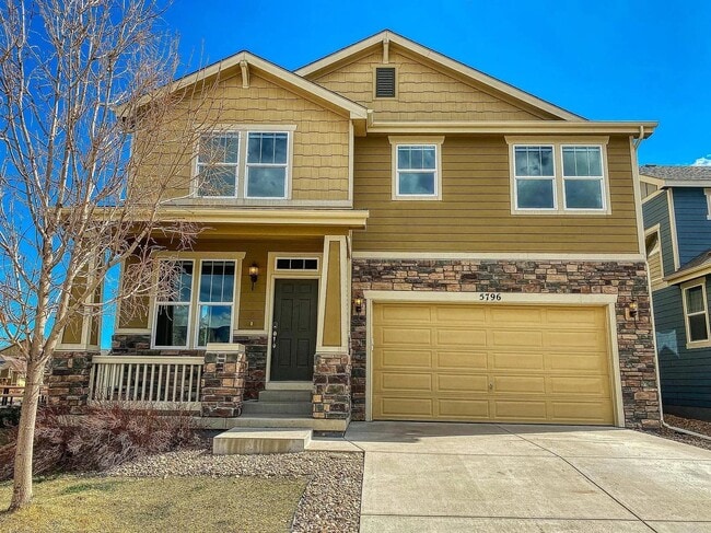 Building Photo - 5796 Dunraven St