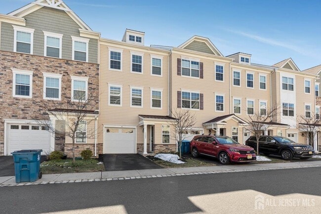 Building Photo - 1302 Hights Farm Rd N